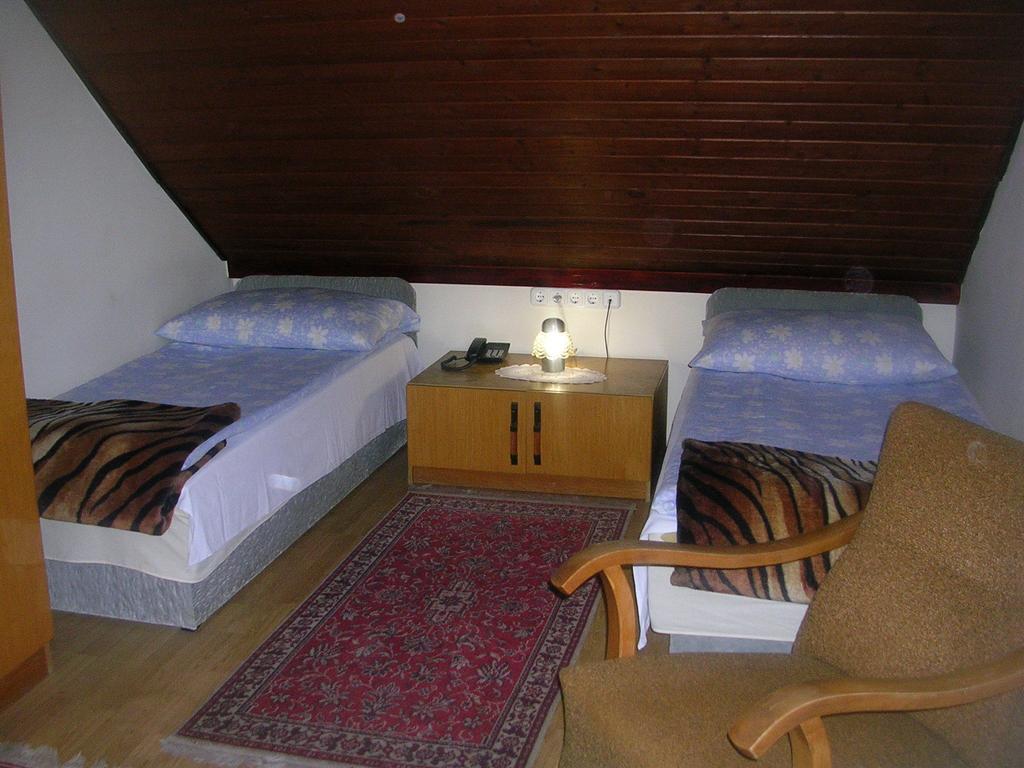Hegyesi Vendégház Gödöllő Quarto foto
